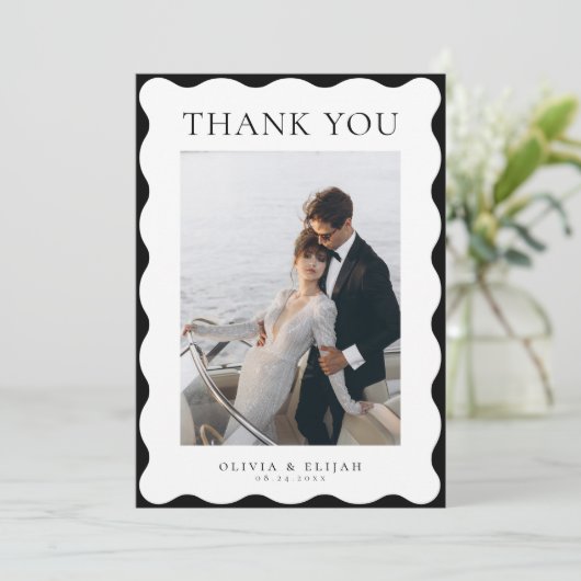 レトロの黒と白の波状の写真Wノート結婚の サンキューカード (スタンド正面)