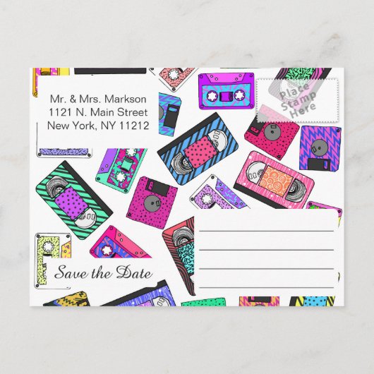 レトロの80年代の90年代のネオンパターン(の模様が)あるなカセットテープ 案内ポストカード (裏面)