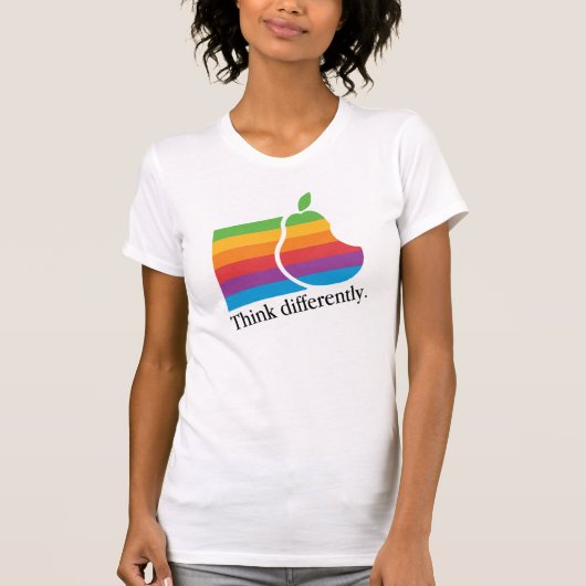 -レトロのAppleのパロディのワイシャツを別様に考えて下さい Tシャツ (正面)