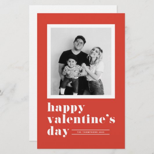 レトロはっきりしたタイポグラフィレッドバレンタインズデイカード (正面/裏面)