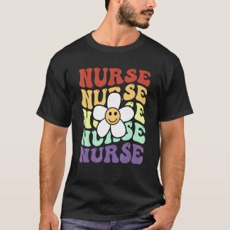 レトロひまわり看護師スマイルフェイスカラフル看護師D Tシャツ
