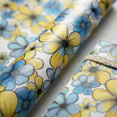 レトロよくはしゃぐフローラルパターン、ソフトブルー及びイエロー ラッピングペーパー