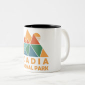 レトロアカディア国立公園ヴィンテージハイキング ツートーンマグカップ (正面右)