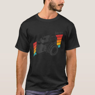 レトロアナログSLRカメラフラッシュレトロフォーカスフォトグラ Tシャツ