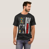 レトロアメリカ国旗の自閉症独身のママムベアーアワレネ Tシャツ (正面フル)