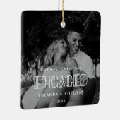 レトロアートデコ私たちの初めてのクリスマス婚約した写真 セラミックオーナメント (右)