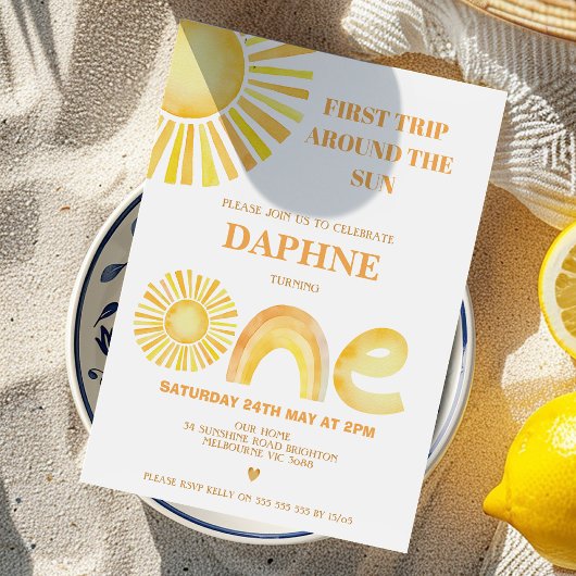 レトロイエローファーストのまわりにトリップザサン誕生日 招待状