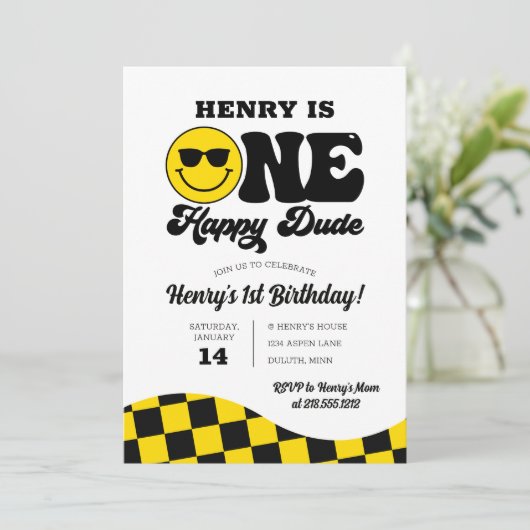 レトロイエローブラックワンハッピードダード1歳の誕生日 招待状 (スタンド正面)