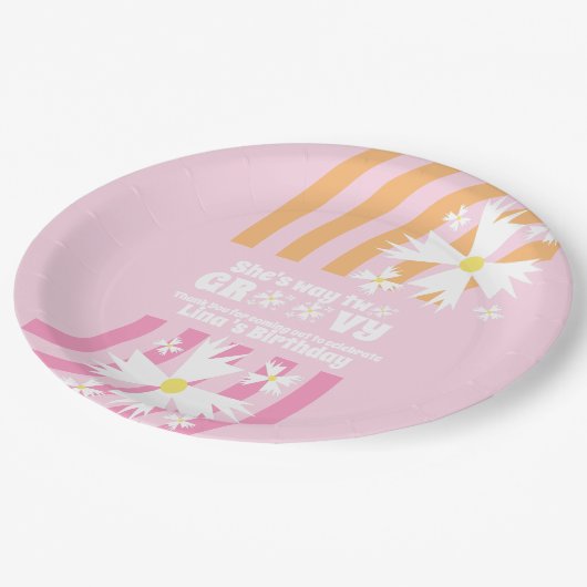 レトロウェイツーグルービーデイジーフラワー誕生日   ペーパープレート (アングル)