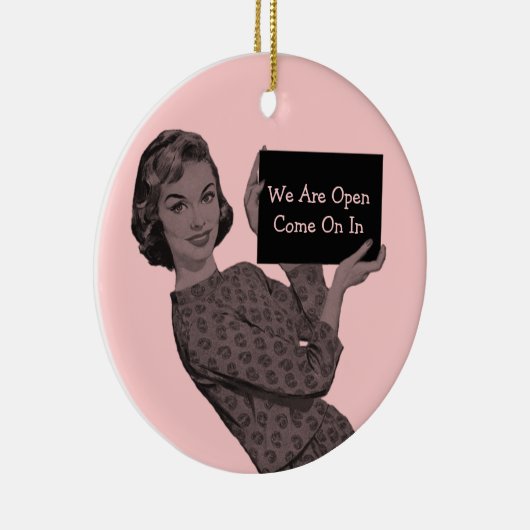 レトロウーマンとクリップボードドアハンガーオーナメント セラミックオーナメント (右)