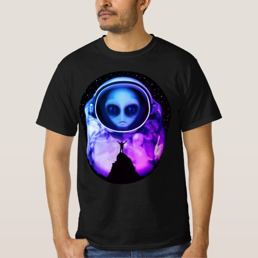 レトロエイリアン宇宙飛行士Tシャツ Tシャツ (正面)