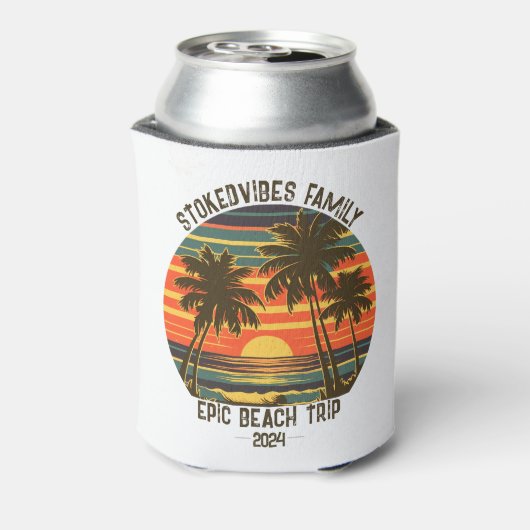 レトロエピックファミリービーチトリップバカパーソナライズされたンス 缶クーラー (缶裏面)