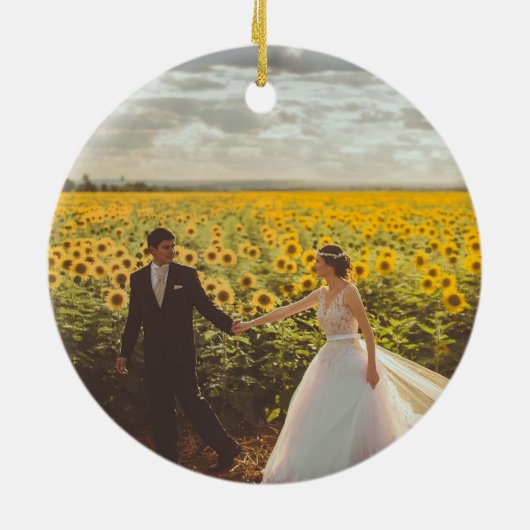 レトロエレガントOur初めてのクリスマス赤写真 セラミックオーナメント (裏面)