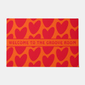 レトロオレンジとGroovy赤いハート ドアマット (正面)