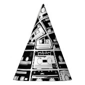 レトロオーディオテープ、古いパタファッションドーン。 パーティーハット (左)