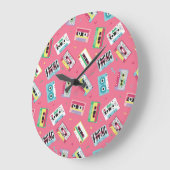 レトロオーディオテープ： 80sスタイル。 ラージ壁時計 (傾斜)