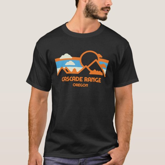 レトロカスケードレンジオレゴン山レンジサンセット Tシャツ (正面)