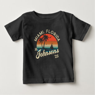 レトロカスタムサンセットファミリービーチバケーションマッチング ベビーTシャツ