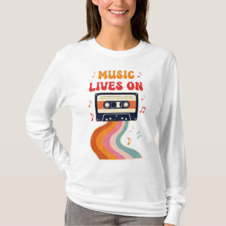 レトロカセットテープシャツ – Music Lives Onヴィンテージ Tシャツ