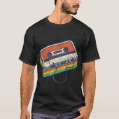 レトロカセットテープデザイン Tシャツ (正面)