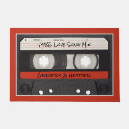 レトロカセットテープ赤黒 ドアマット