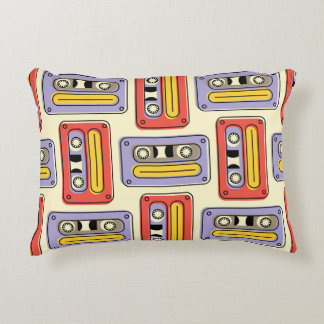 レトロカセットテープ：シームレスパターン。 アクセントクッション