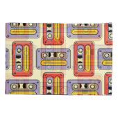 レトロカセットテープ:シームレスパターン。 枕カバー (裏面)