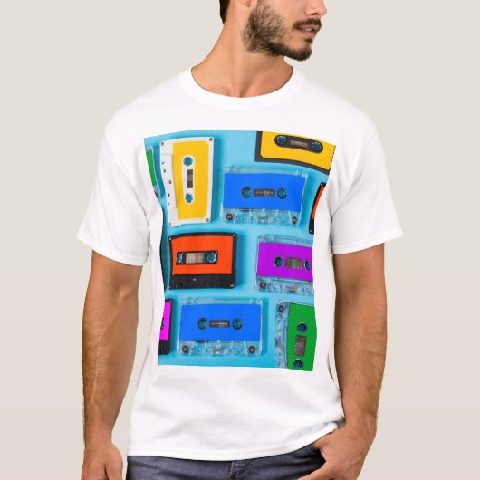 レトロカセット:青い背景コレクション Tシャツ (正面)