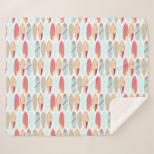 レトロカッコいいな赤と青のサーフボード  シェルパブランケット (正面(横))