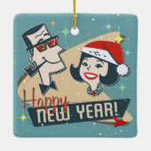レトロカップルのクリスマスヴィンテージ1950の休日 セラミックオーナメント (裏面)