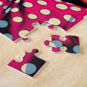 レトロカップルの車で映画の中のドライブ ジグソーパズル (側面)