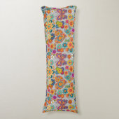 レトロカラフル花パターン。LグレーBG ボディピロー (正面縦)