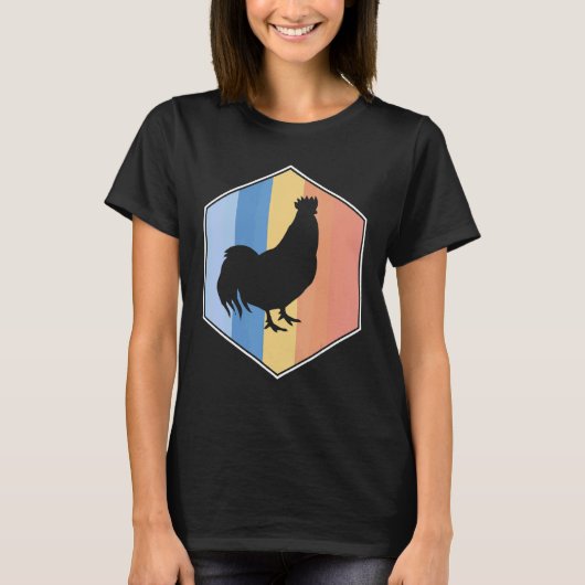 レトロカラーの六角形の中のニワトリ Tシャツ (正面)