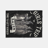 レトロガールズトリップサレム1692恋しく思彼らは1つの魔女 フリースブランケット (正面(横))