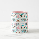 レトロキャラバンキャンピングカパーソナライズされたウト ツートーンマグカップ (中央)