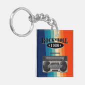 レトロクラシックブームボックスロックnロール音楽ヴィンテージ キーホルダー (正面左)