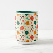 レトロクリスマスオーナメントとギフトパターン マグカップ (中央)