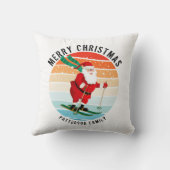 レトロクリスマスサンセットスキーサンタパーソナライズされた クッション (裏面)