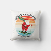 レトロクリスマスサンセットスキーサンタパーソナライズされた クッション (正面)