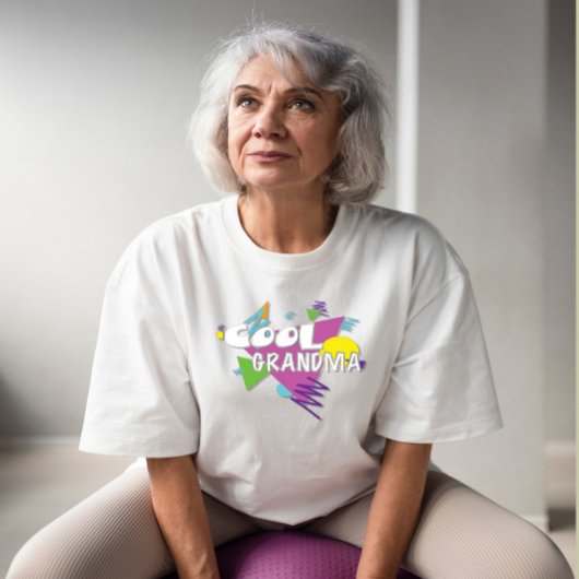 レトロクールおばあちゃんウィメンズ Tシャツ