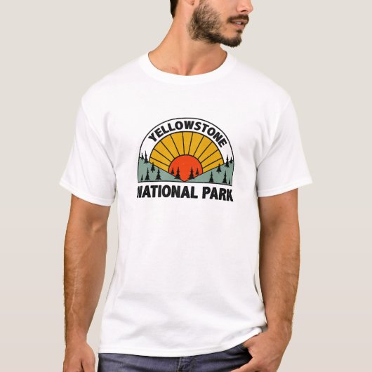 レトログラフィック旅行恋人ヴィンテージイエローストーンNat Tシャツ (正面)