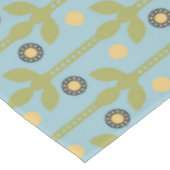 レトログリーンとブルーかわいい民俗花の柄 テーブルクロス (アングル)