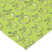 レトログリーンりんご果樹園の長方形 テーブルクロス (アングル)