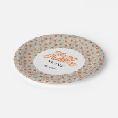 レトログルーヴィアーチブライトオレンジデイジー誕生日 ペーパープレート (アングル)