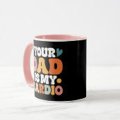 レトログルーヴィーあなたのパパは私のカーディオ マグカップ (正面左)