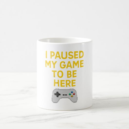 レトロゲームのピクセルアートデザイン" コーヒーマグカップ (中央)