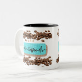 レトロコーヒー豆ティール（緑がかった色）マグカップ ツートーンマグカップ (正面左)