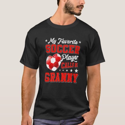 レトロサッカーお気に入りの選手が私をおばあちゃんと呼ぶ Tシャツ (正面)