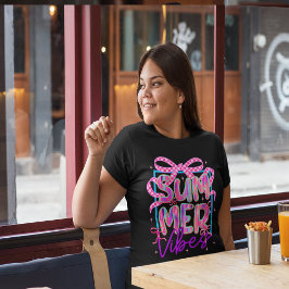 レトロサマーバイブコケット プラスサイズTシャツ