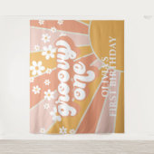 レトロサンシャイングルーヴィワンデイジー誕生日バナータ タペストリー (正面)